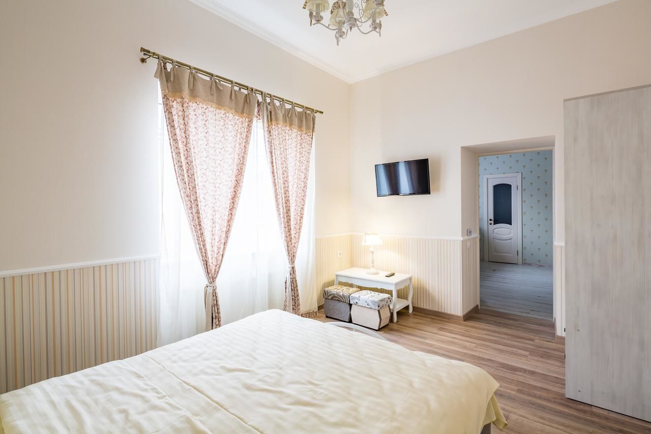 Апартаменты Lovely apartment in the city center Львов-7