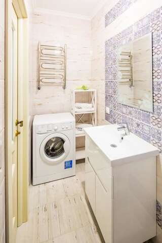 Апартаменты Lovely apartment in the city center Львов Апартаменты Делюкс-10